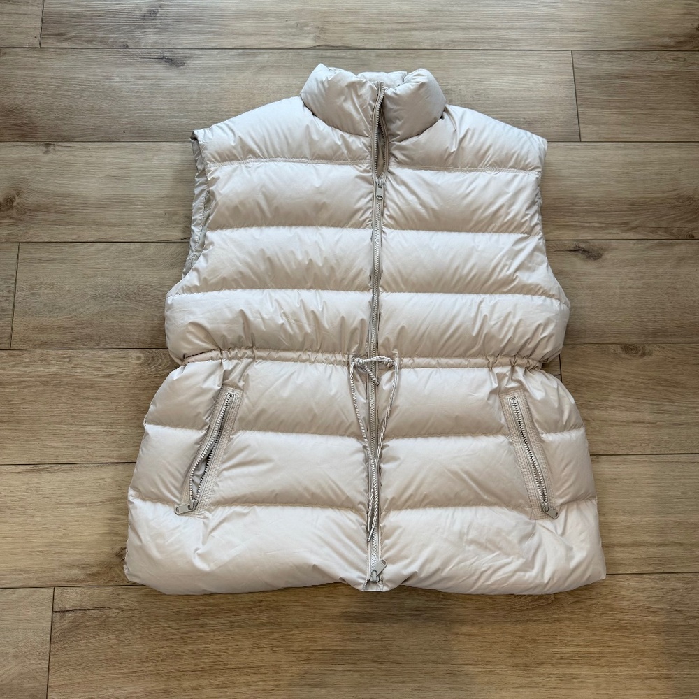 Athleta Cascade Down Vest Women’s XL Beige Puffer